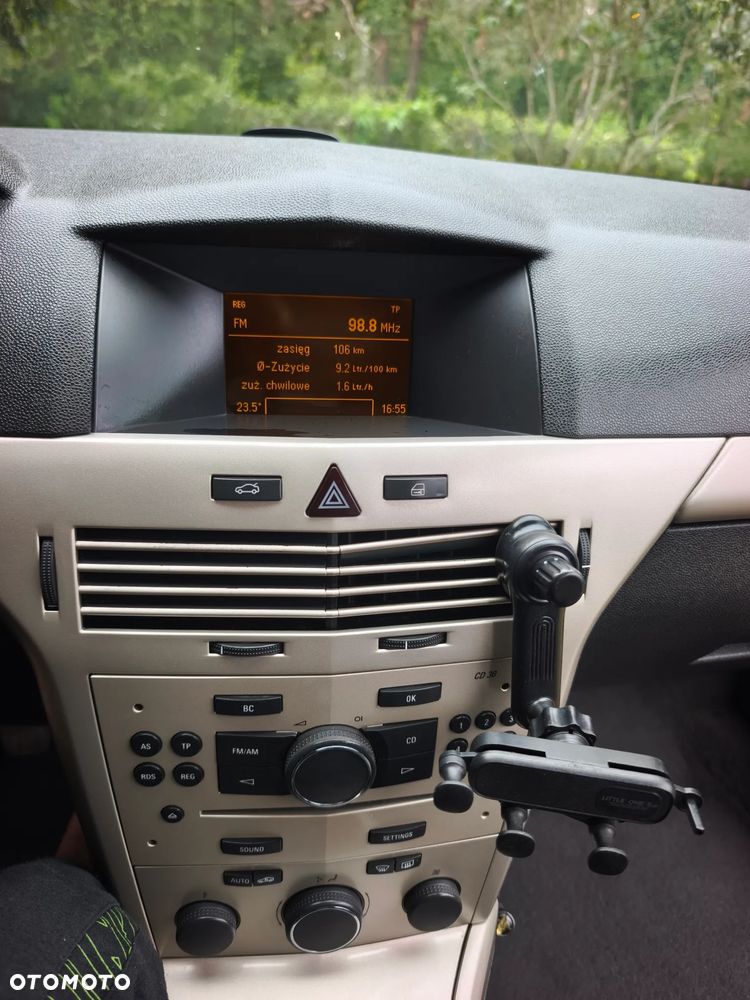 Opel Astra 1.6 Enjoy - 15