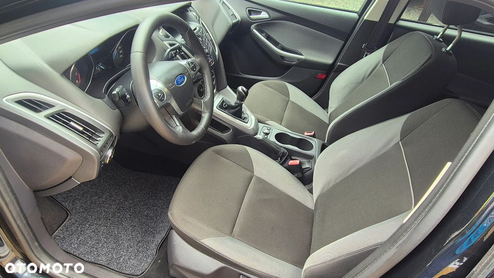 Ford Focus 1.6 TI-VCT Champions Edition - 17