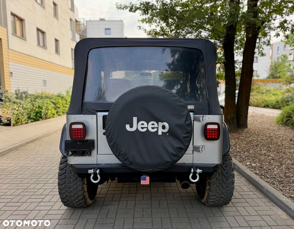 Jeep Wrangler 2.5L - 3