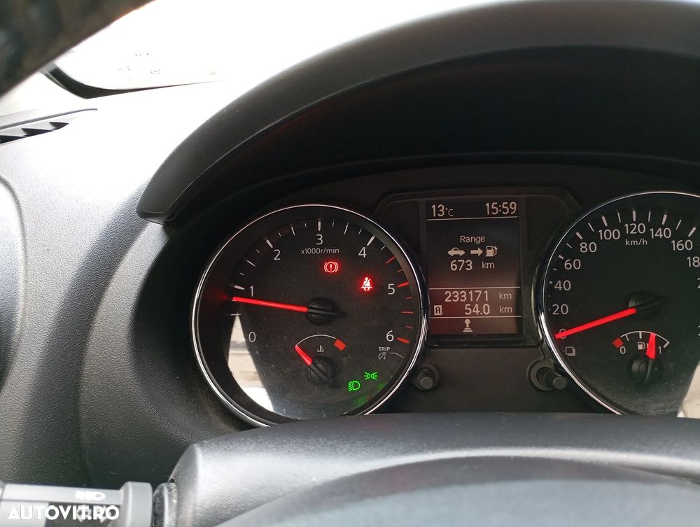 Nissan Qashqai 1.5 dCi DPF acenta - 17