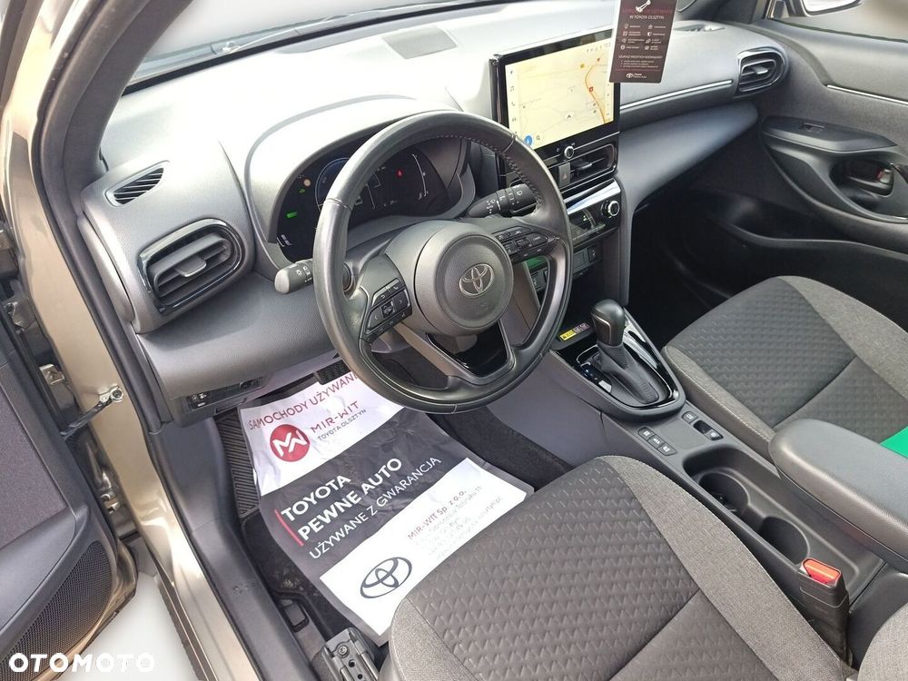 Toyota Yaris Cross Hybrid 1.5 Style - 17