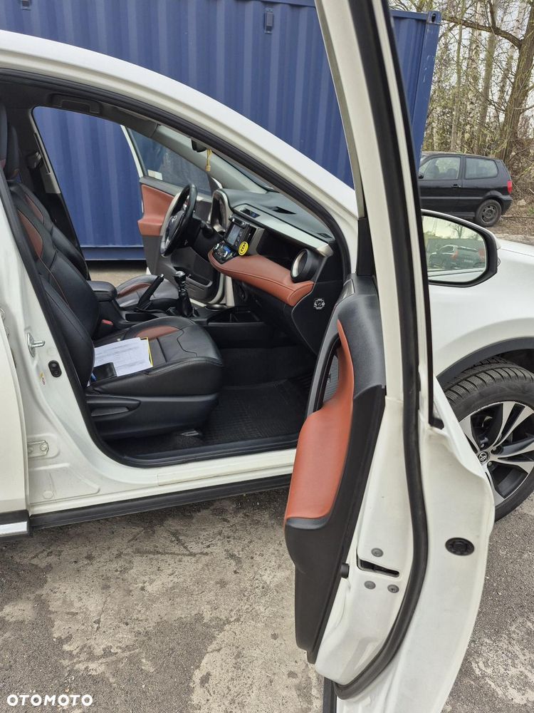 Toyota RAV4 - 3