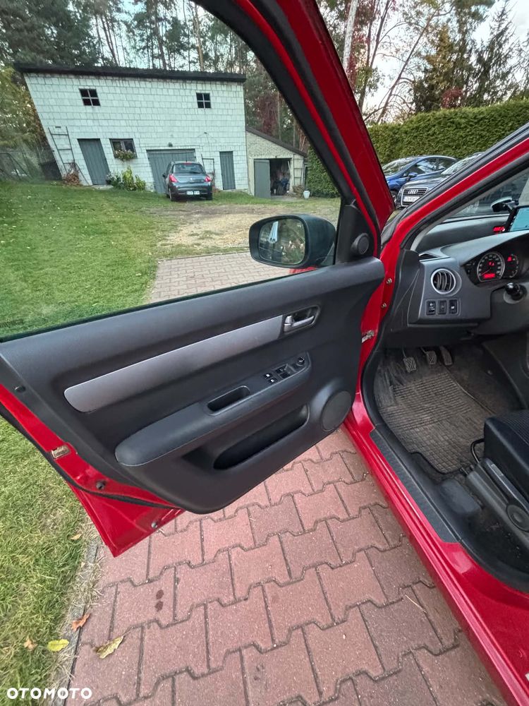 Suzuki Swift - 8