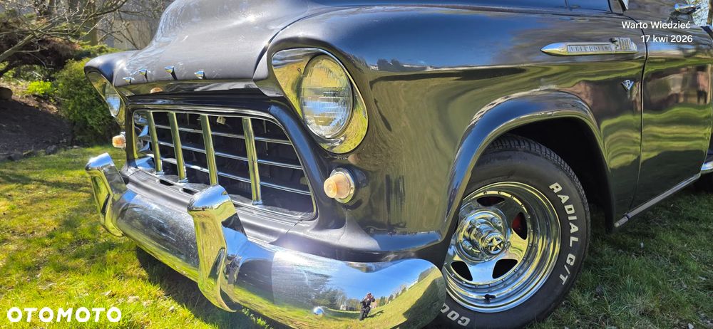 Chevrolet Apache - 9