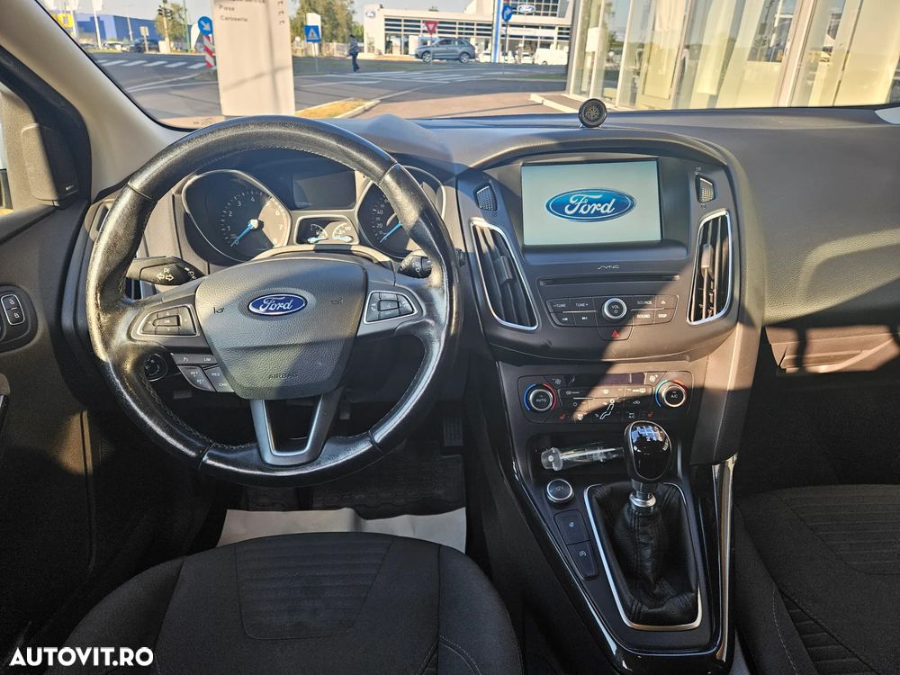Ford Focus 1.0 EcoBoost Titanium - 7