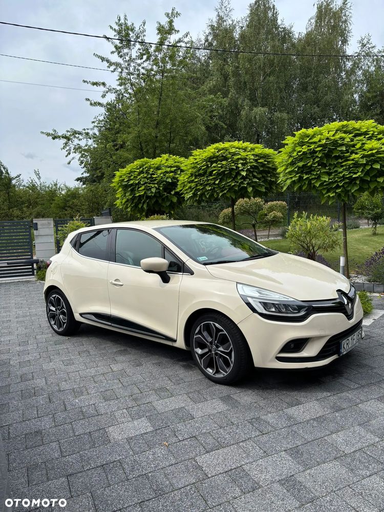 Renault Clio - 1