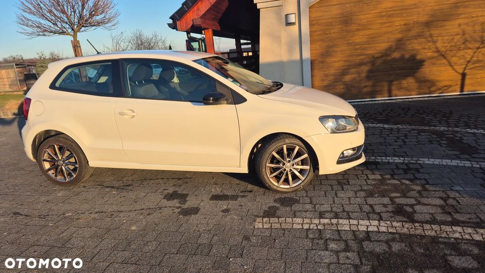 Volkswagen Polo - 2