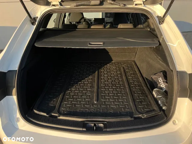 Toyota Corolla 1.8 Hybrid Comfort - 14
