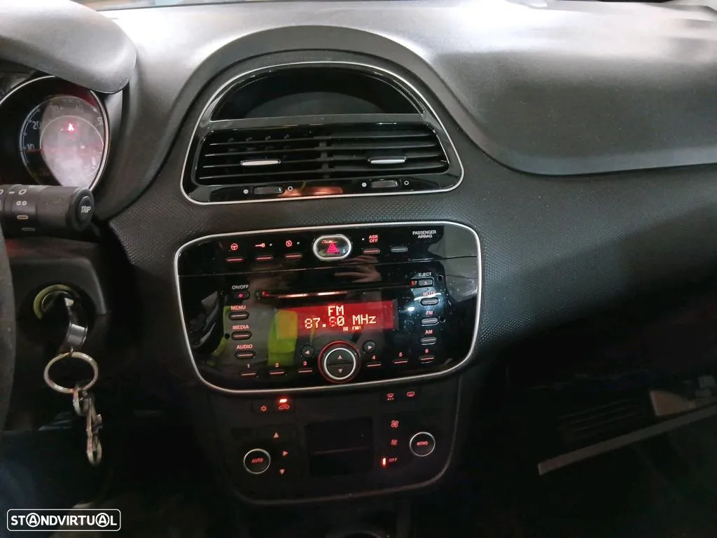 Fiat Punto 1.2 Easy S&S - 9
