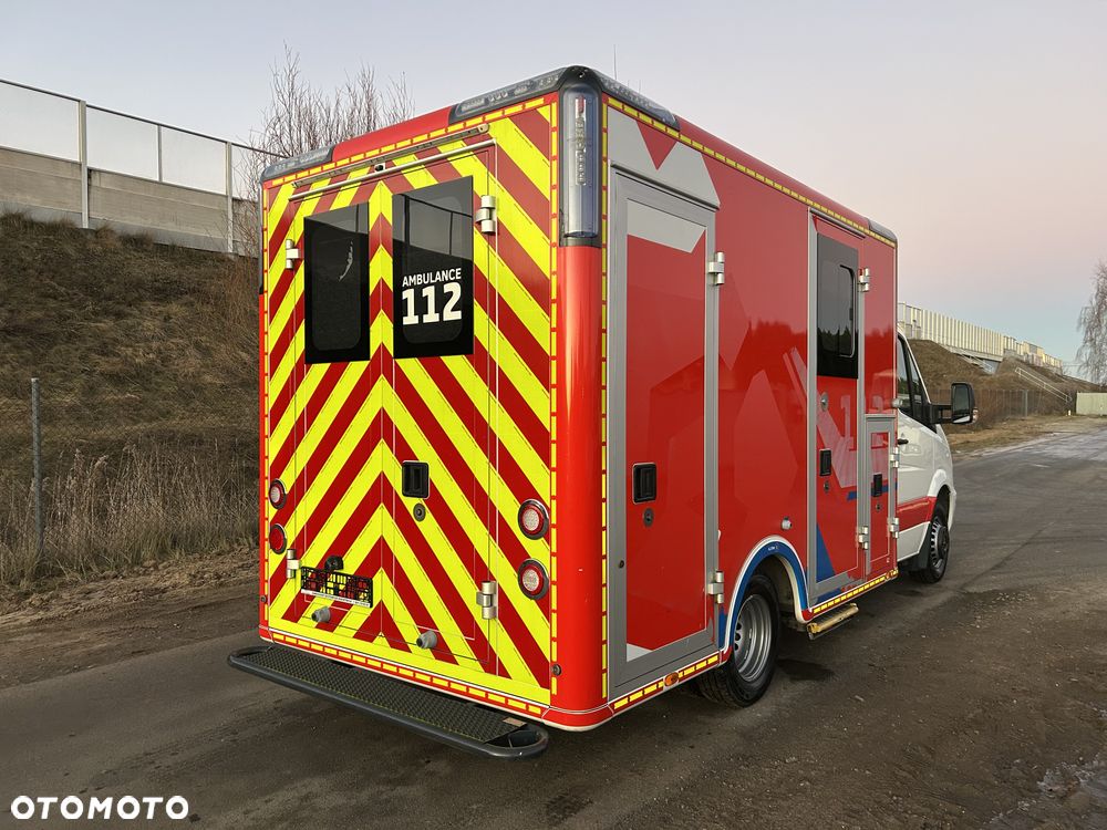 Mercedes-Benz Sprinter - 5