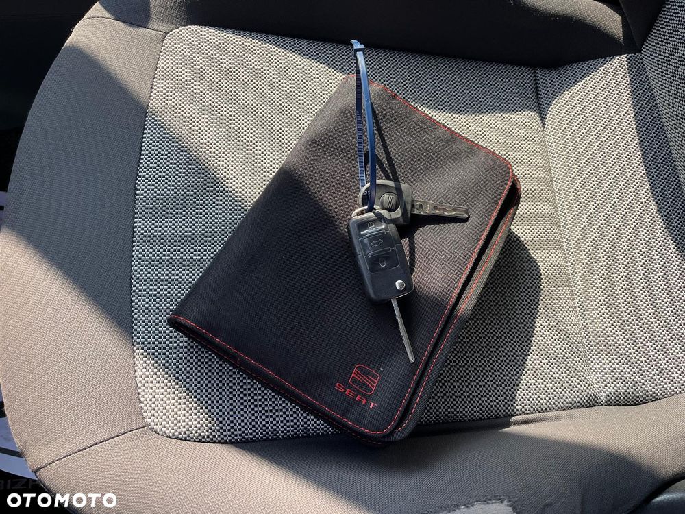 Seat Ibiza 1.6 16V Stylance - 10