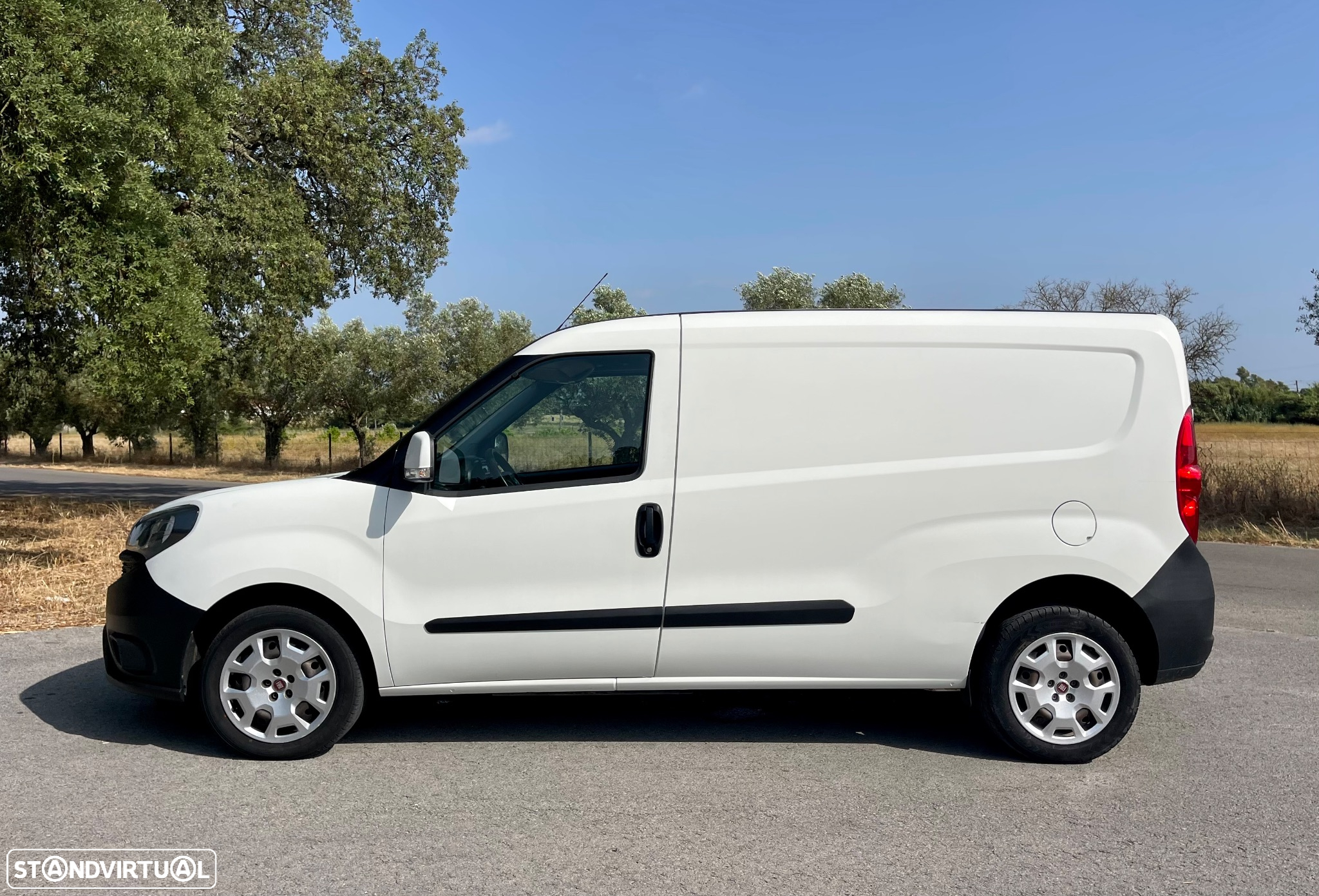 Fiat Doblo Maxi 1.3 M-Jet IVA DEDUTIVEL - 8