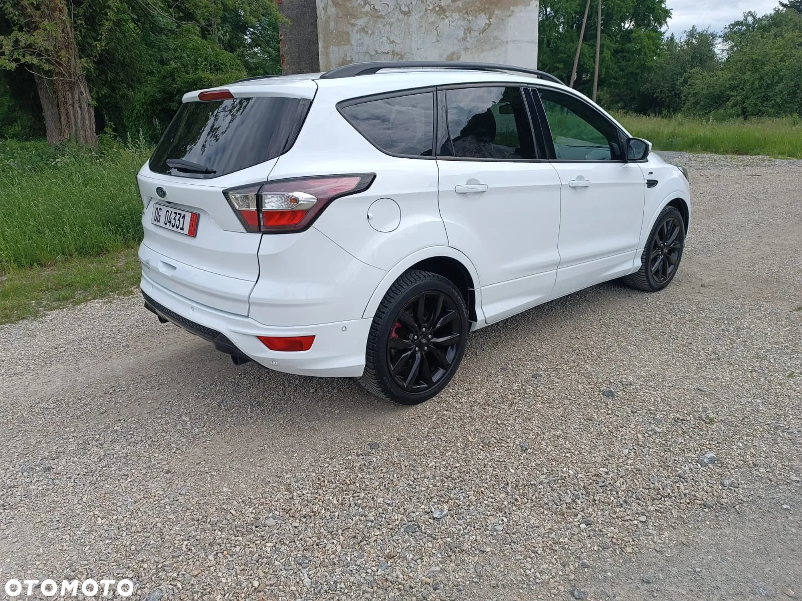 Ford Kuga 2.0 TDCi 4x2 ST-Line - 4