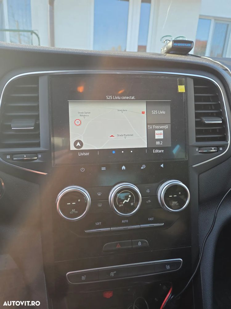 Renault Megane TCe 140 EDC GPF Techno - 10