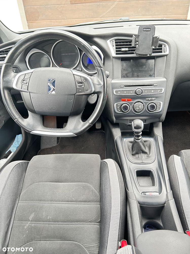 DS Automobiles DS 4 - 7