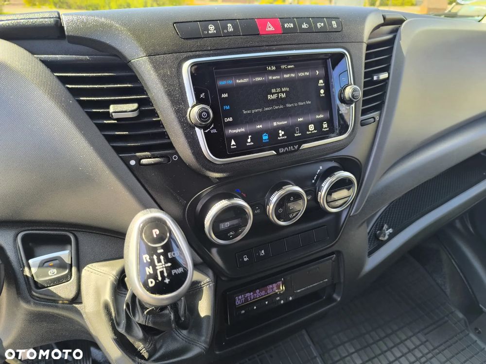 Iveco Daily 70C18 Sypialnia 2 Łóżka, WINDA!, 15 Palet, 2x Firana + Zsuwany Dach! - 25