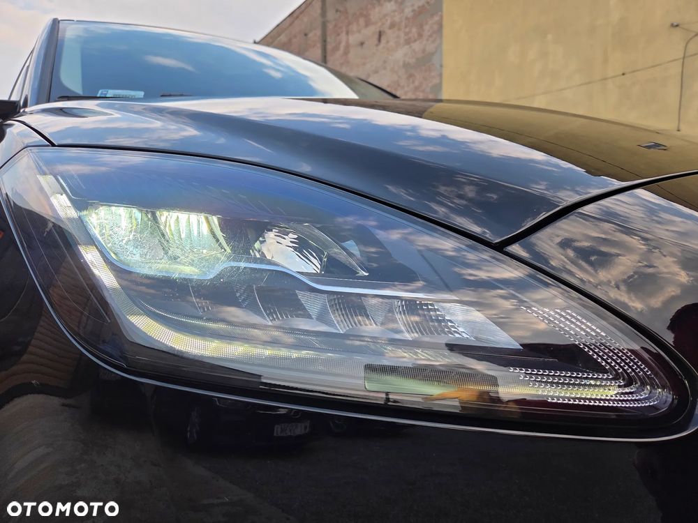 Jaguar E-Pace 2.0 i4P AWD - 35