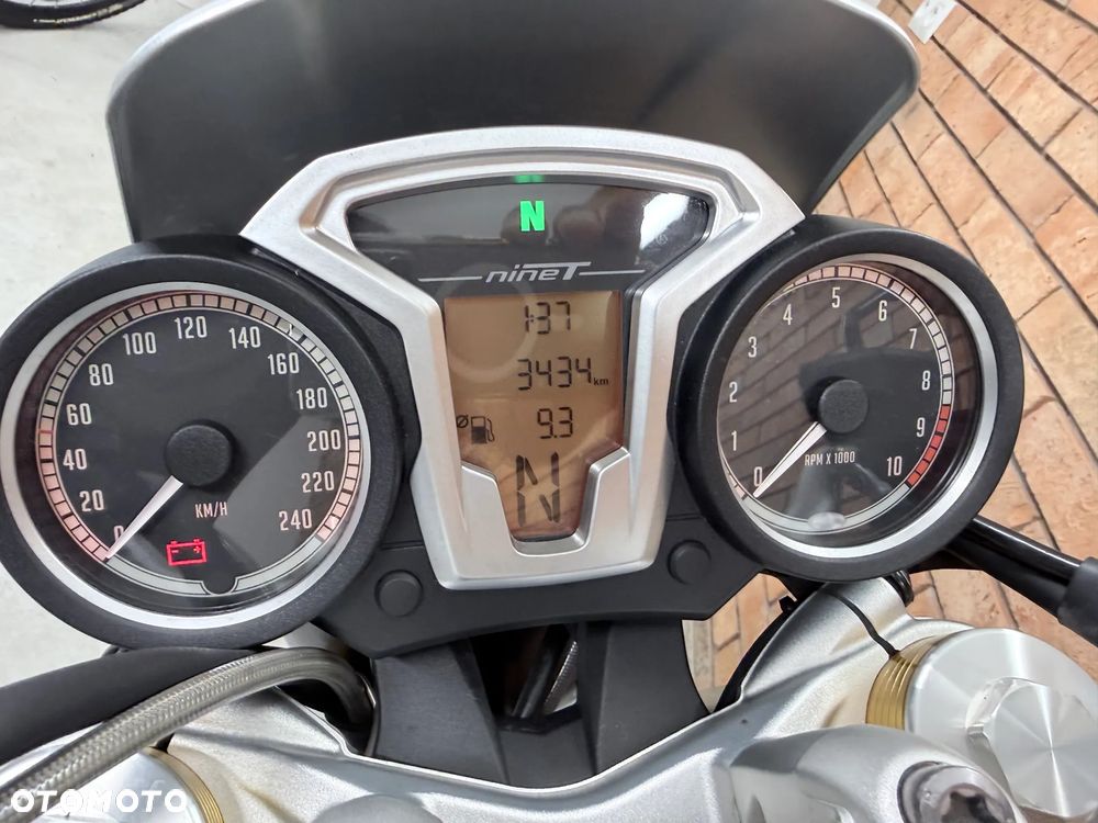 BMW R - 3