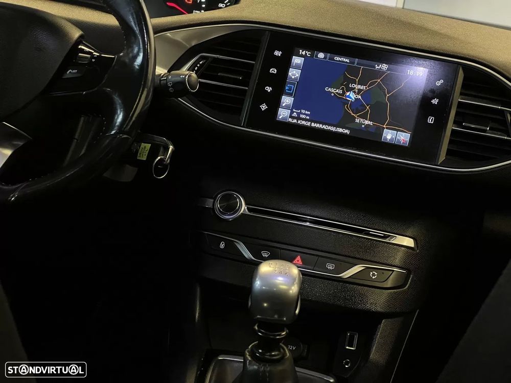 Peugeot 308 SW 1.6 BlueHDi Allure - 24