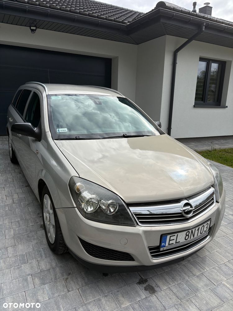 Opel Astra 1.6 Essentia EasyTronic - 1