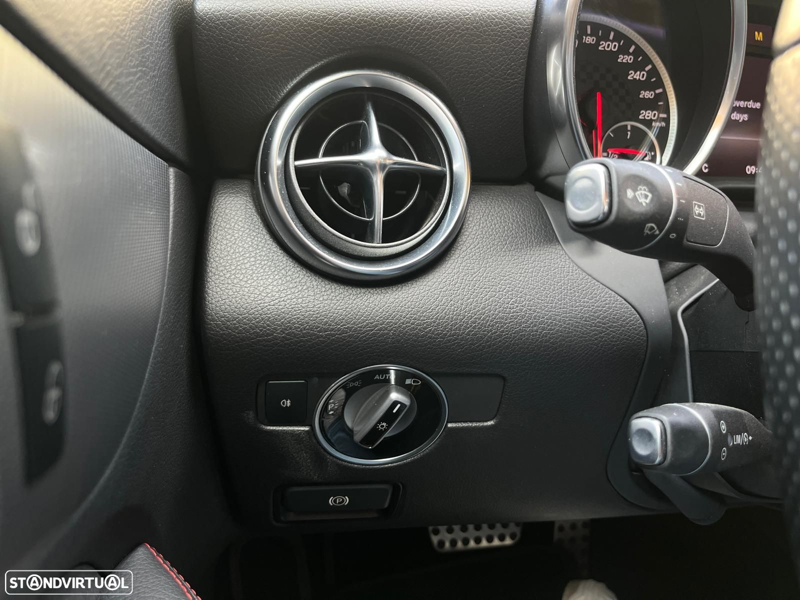 Mercedes-Benz SLC 43 AMG - 22