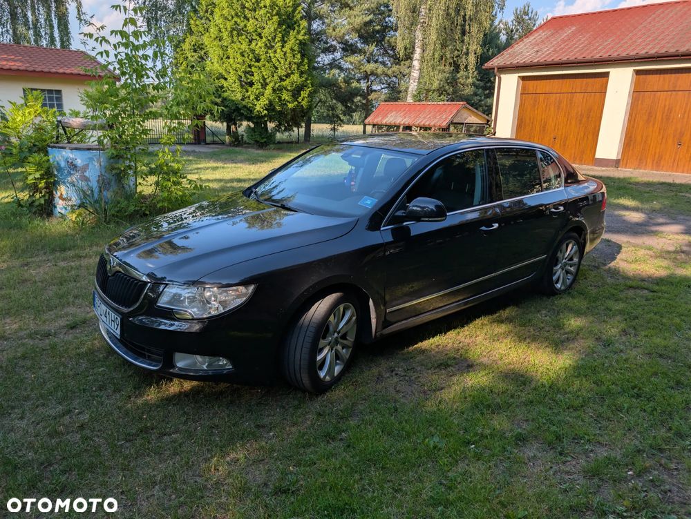 Skoda Superb 2.0 TDI Comfort DSG - 4