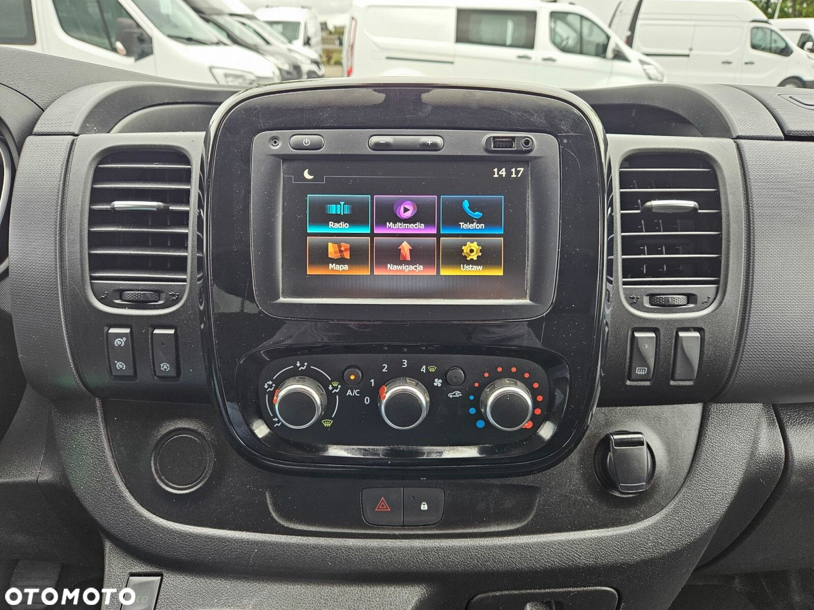 Renault Trafic L2H1 *84900zł NETTO* Brygadówka 6 osób 2.0dCi/120KM - 24