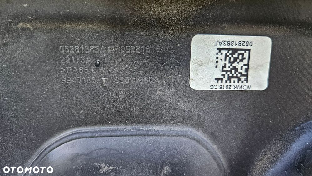 DODGE DURANGO III LIFT 3.6 V6 2016- Górna osłona silnika Pokrywa silnika 05281383 - 2