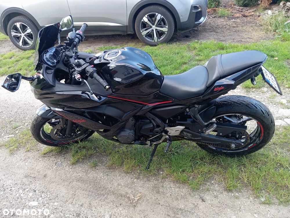 Kawasaki Ninja - 4