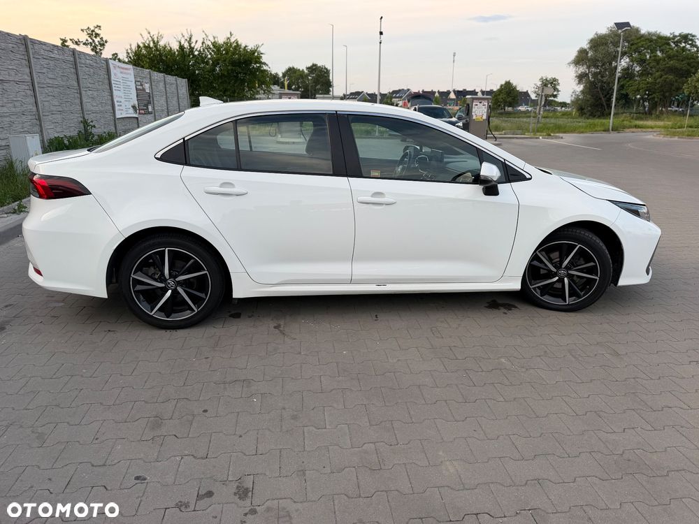 Toyota Corolla - 5