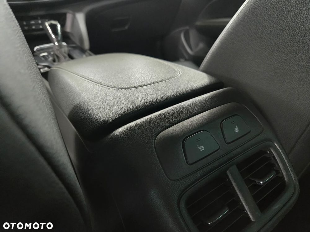 Opel Insignia 2.0 CDTI 4x4 Ultimate S&S - 23