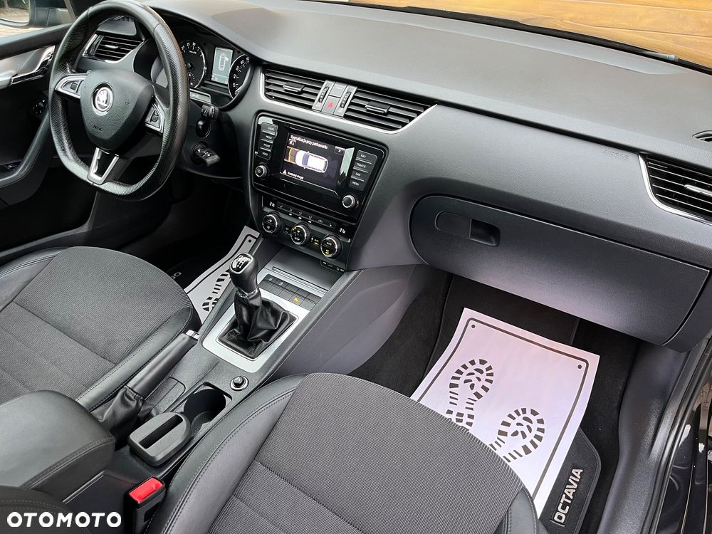 Skoda Octavia 2.0 TDI Green tec Elegance - 18