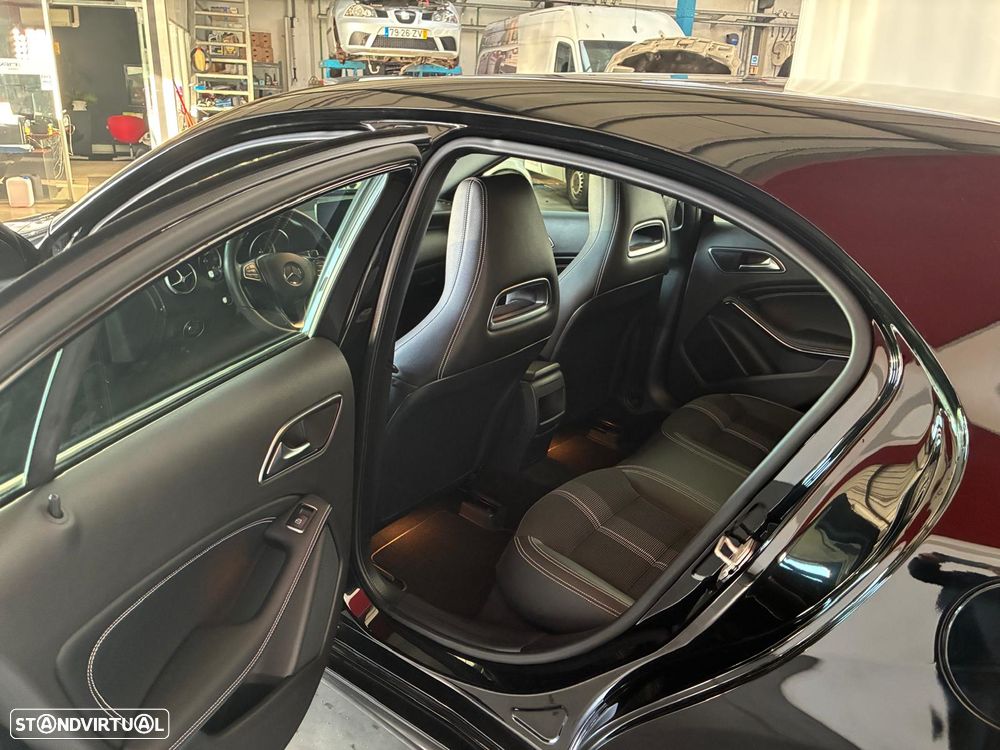 Mercedes-Benz A 200 d AMG Line Aut. - 11