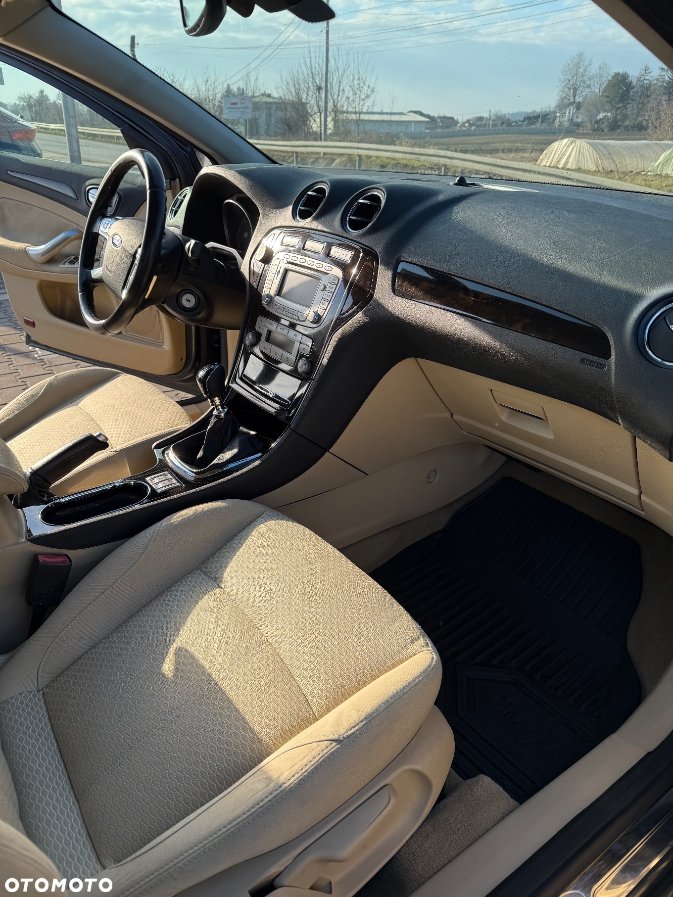 Ford Mondeo 2.0 TDCi Ghia - 10