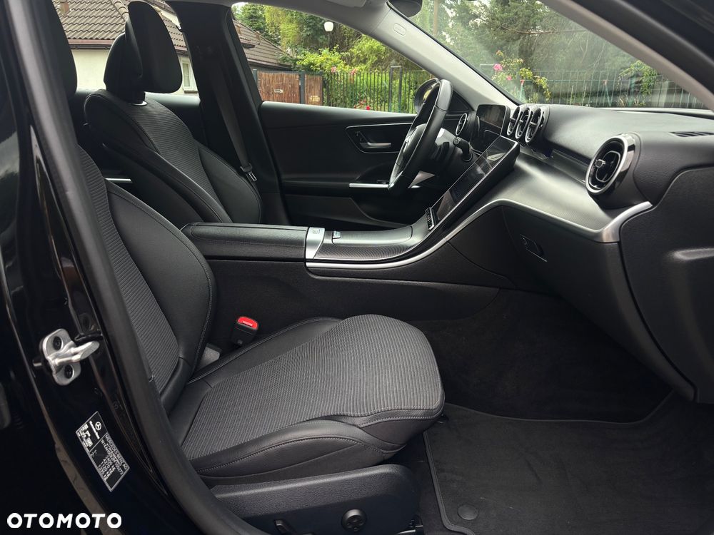 Mercedes-Benz Klasa C 220 d 9G-TRONIC Avantgarde - 23