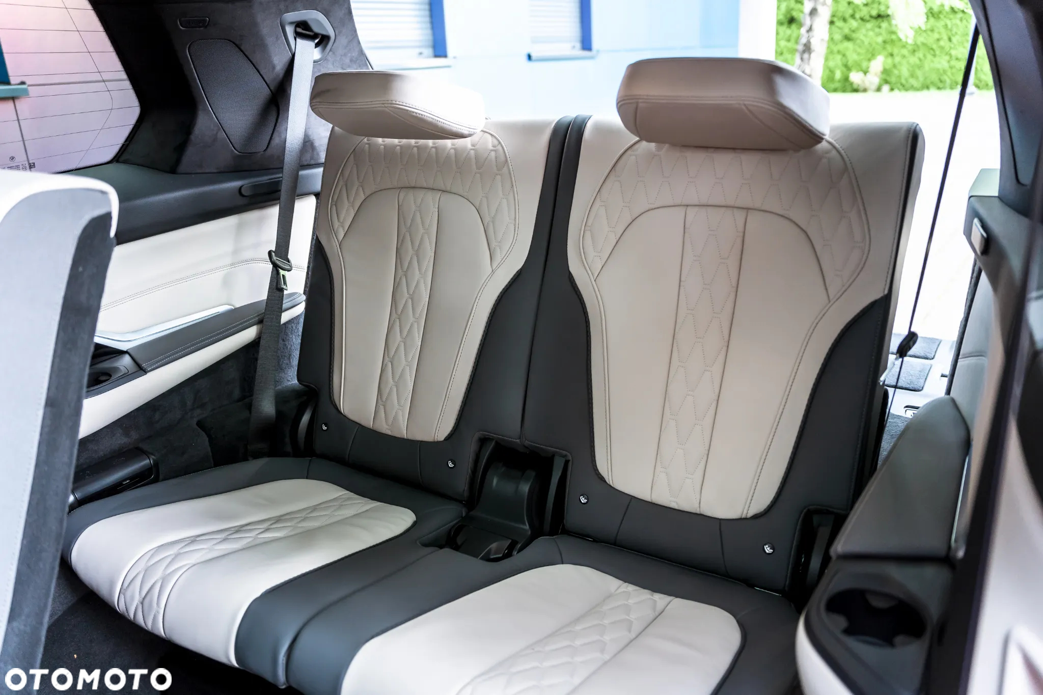 BMW X7 M50i sport - 14