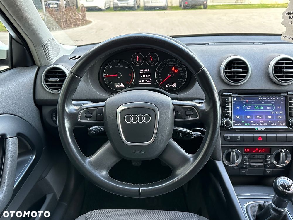 Audi A3 3-drzwiowe 1.6 TDI DPF Ambition - 20