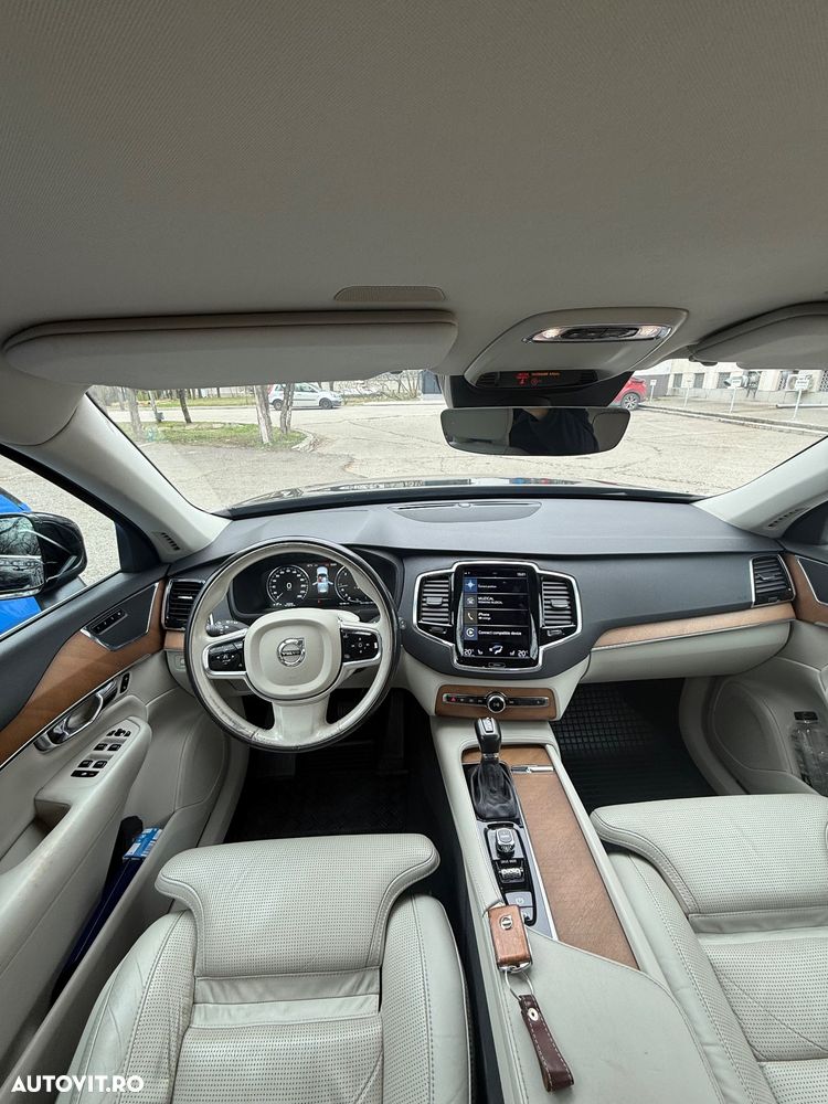 Volvo XC 90 D5 AWD Geartronic Inscription - 8