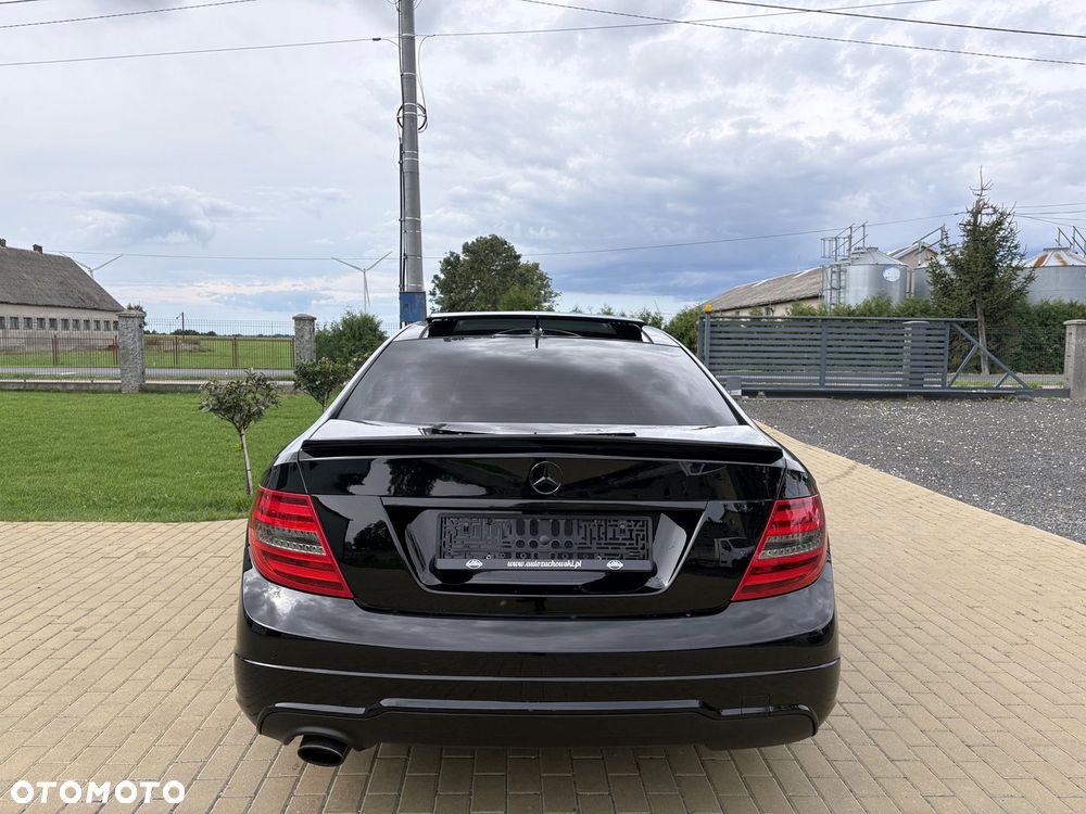 Mercedes-Benz Klasa C 250 (BlueEFFICIENCY) 7G-TRONIC - 7