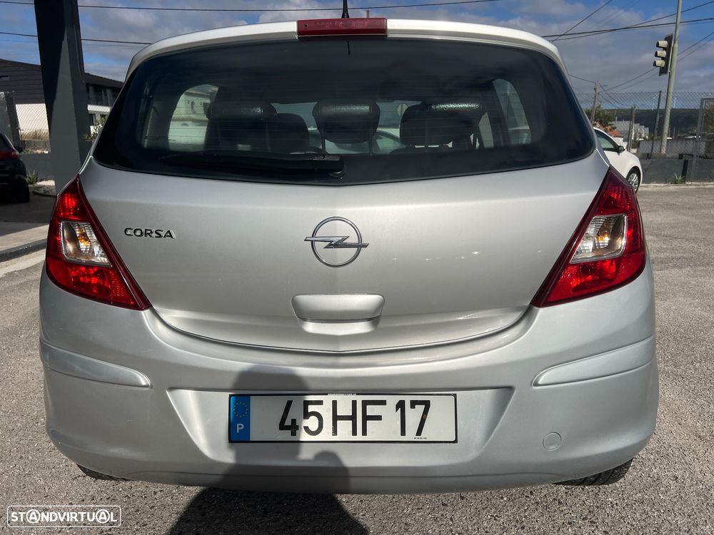 Opel Corsa 1.2 Cosmo - 37