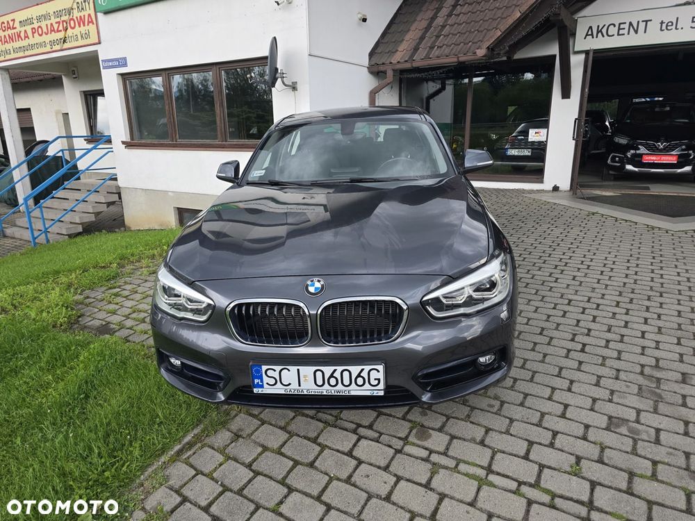 BMW Seria 1 118i Sport Line - 3