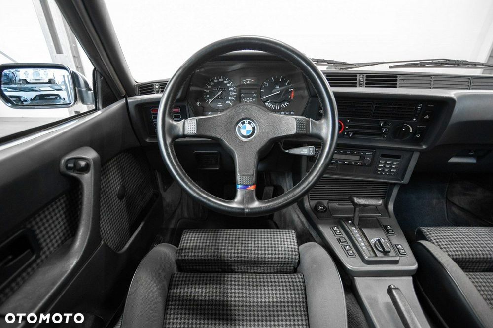 BMW Seria 6 - 37