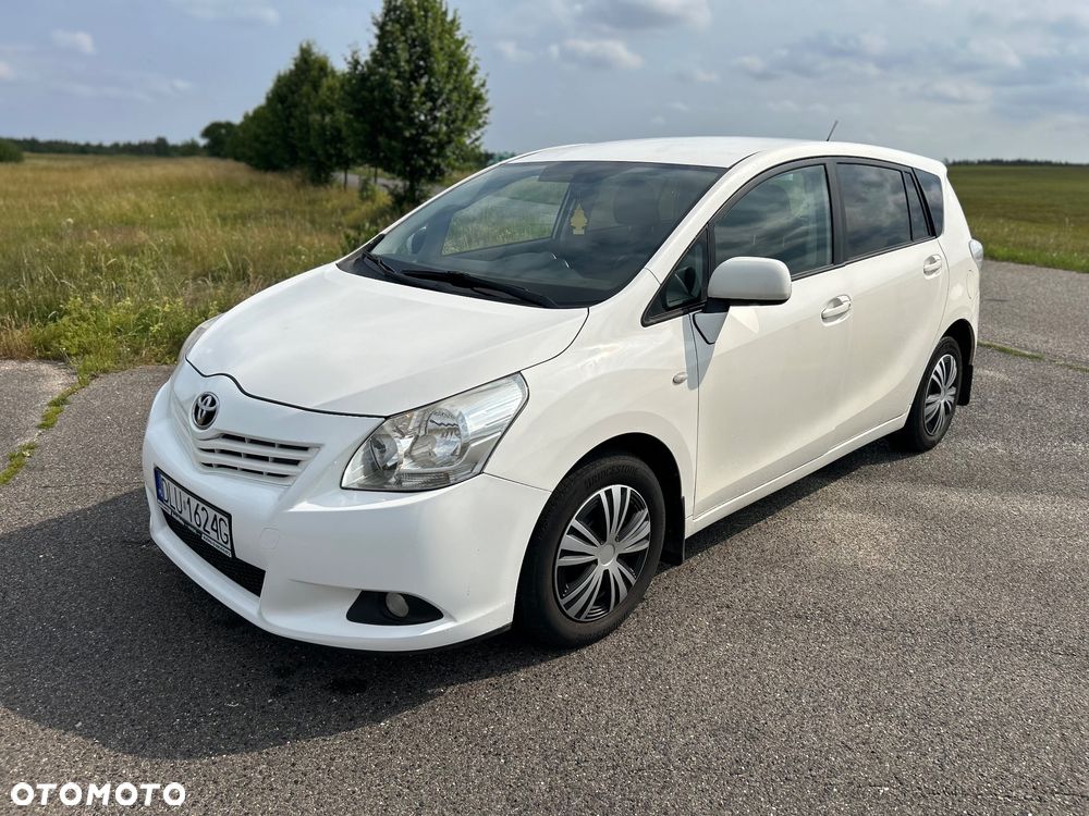 Toyota Verso 2.0 D-4D Sol plus 7os - 1