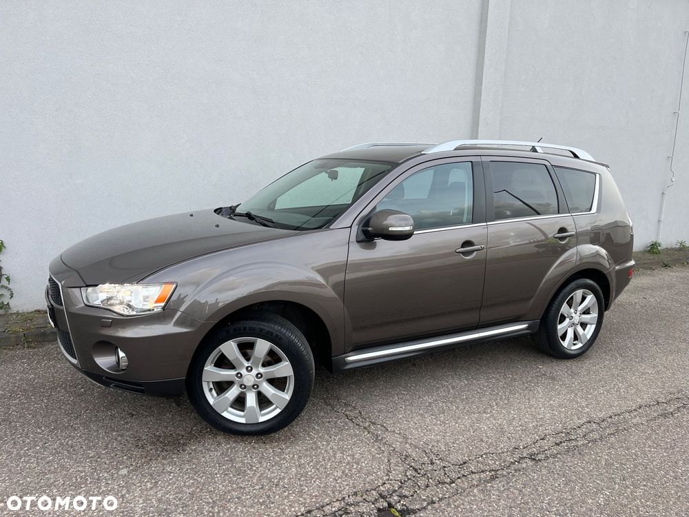 Mitsubishi Outlander 2.0 DI-D 4WD Intense - 11