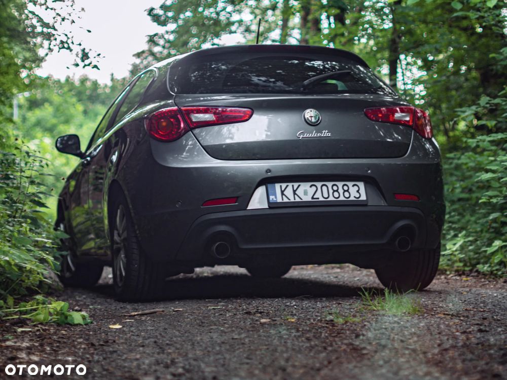 Alfa Romeo Giulietta 2.0 JTDM Distinctive - 5