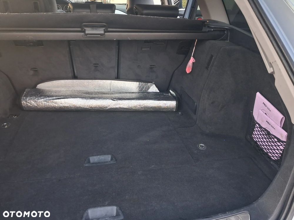 BMW Seria 3 325d M Sport - 14