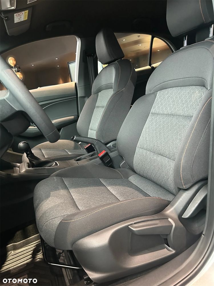 MG MG3 1.5 Excite - 12