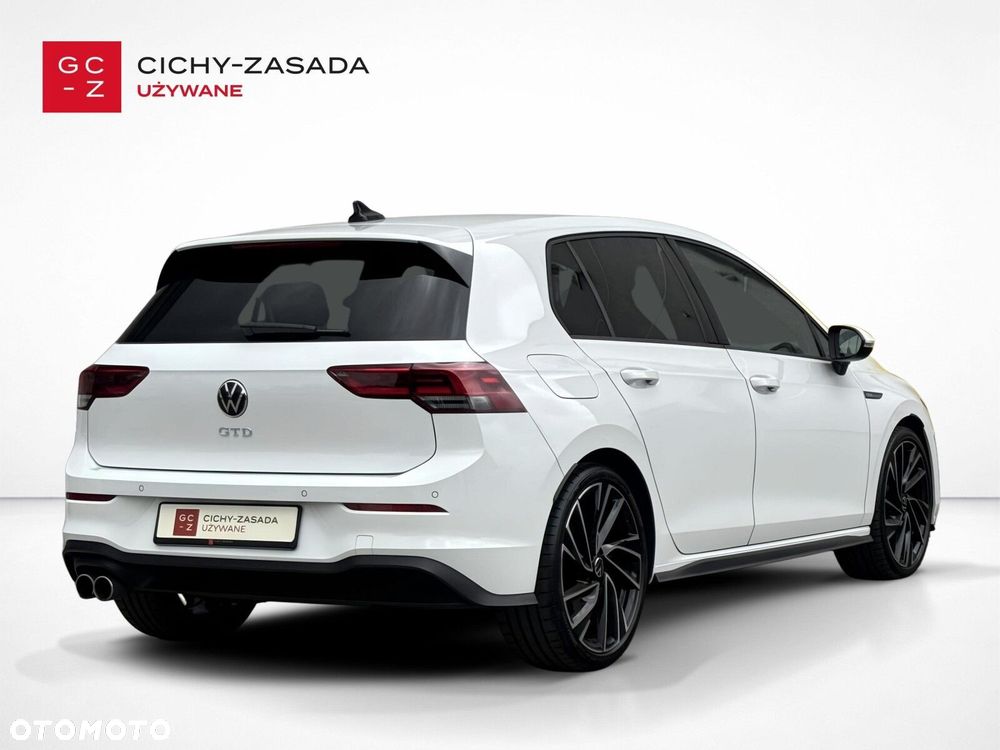Volkswagen Golf 2.0 TDI GTD DSG - 5