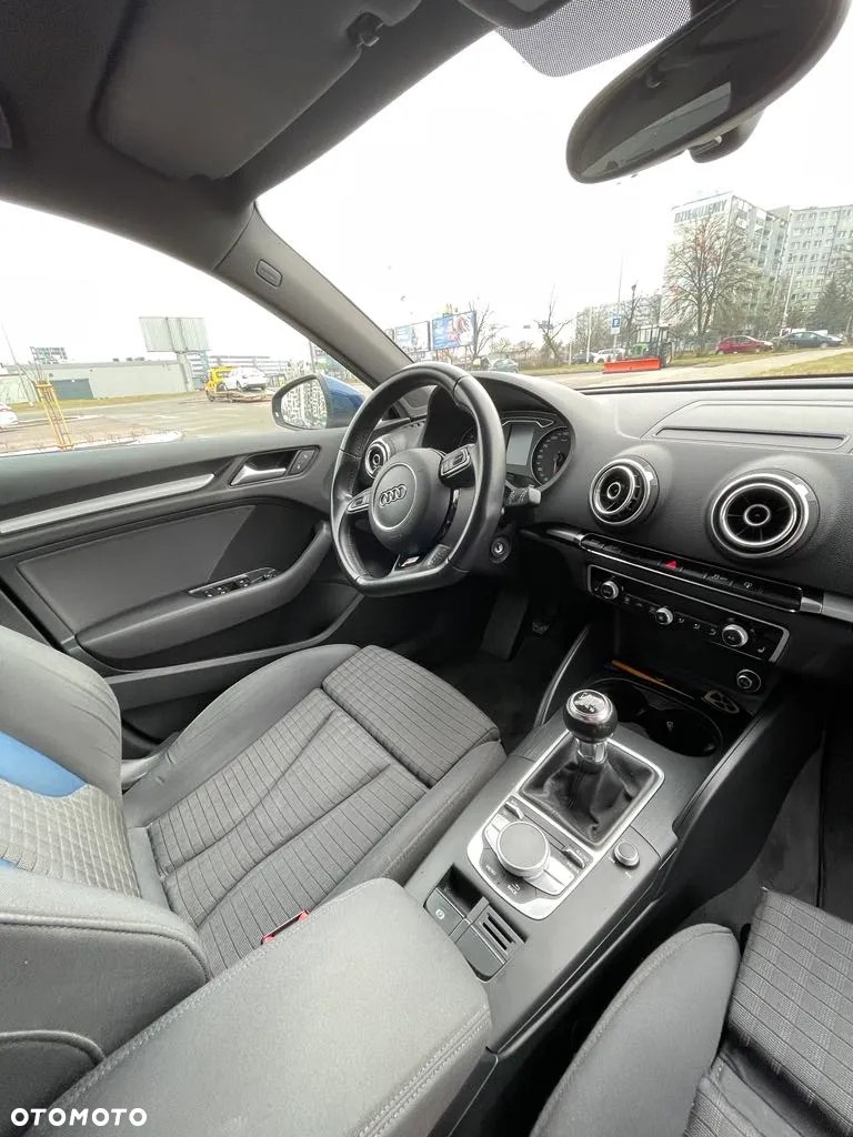Audi A3 2.0 TDI Sportback (clean diesel) S line Sportpaket - 4