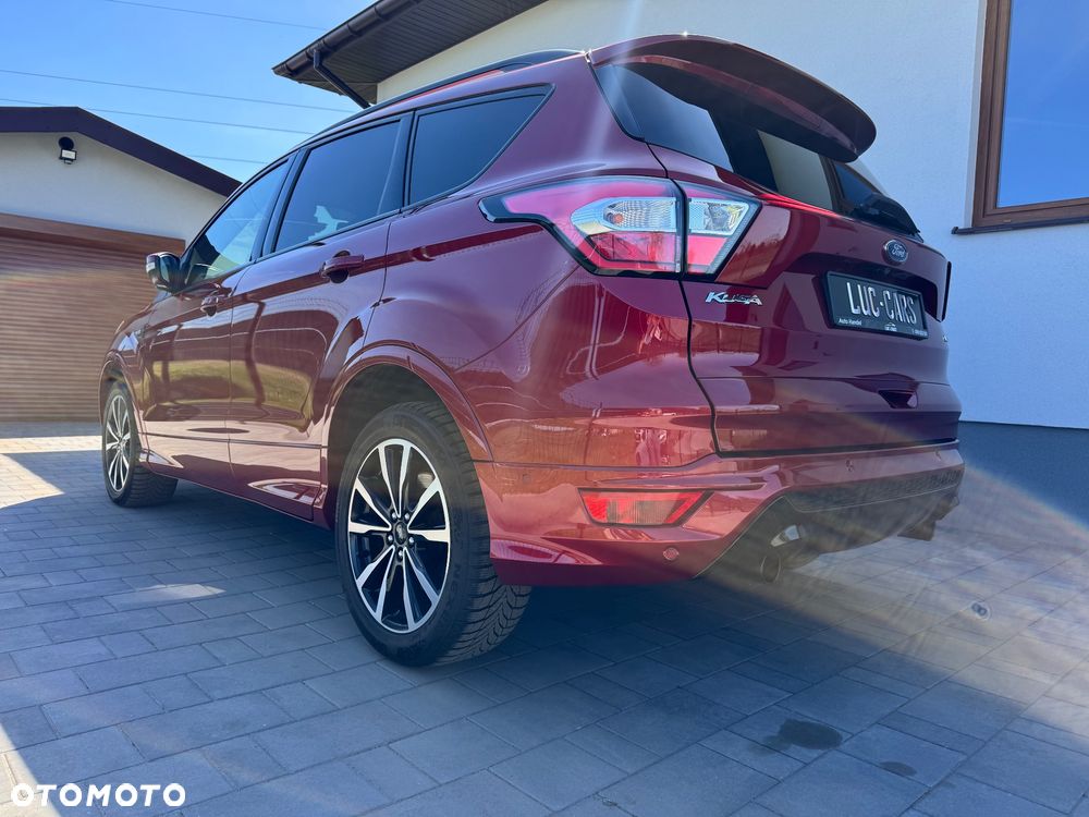 Ford Kuga 1.5 EcoBoost 2x4 ST-Line - 9